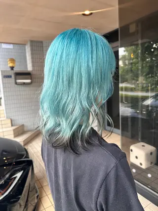 ミディアム タカツド ユウキのヘアスタイル