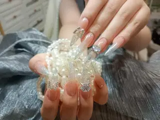 ネイル Hana Bloom Nail Salonのネイルデザイン