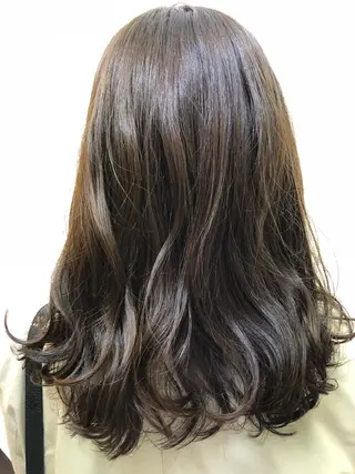 ロング ⭐️艶髪⭐️髪質改善 newi町田 山本のヘアスタイル