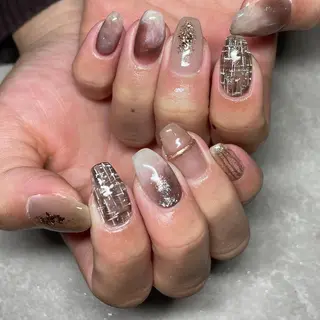 ネイル LAVISH 大和店 🤱子連れ大歓迎のネイルデザイン