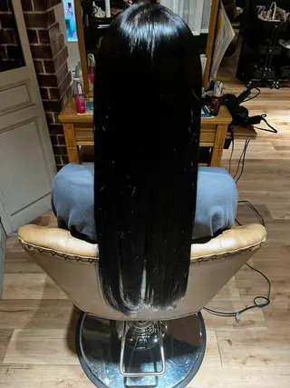 ロング ブリーチ・カットモデ ル募集中🫧高口小春のヘアスタイル