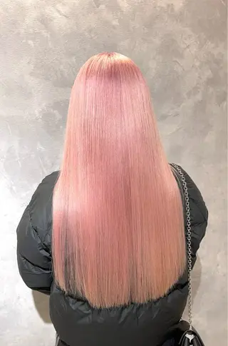 カラー 齊藤 千隼のヘアスタイル