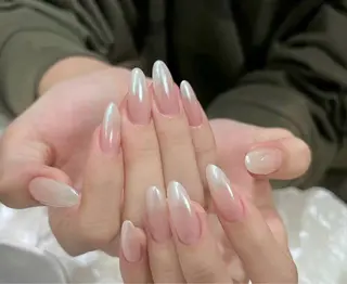 セミロング めぐみのネイルサロン スタッフ練習のネイルデザイン