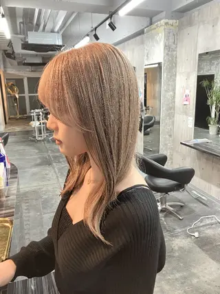 セミロング カラー 山内 泰輝のヘアスタイル