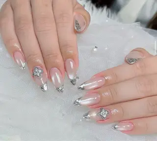 ネイル Lenie Nail Salonのネイルデザイン