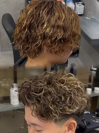 カラー 秋山 和也のヘアスタイル