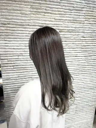 セミロング カラー 嶋田 ゆきのヘアスタイル