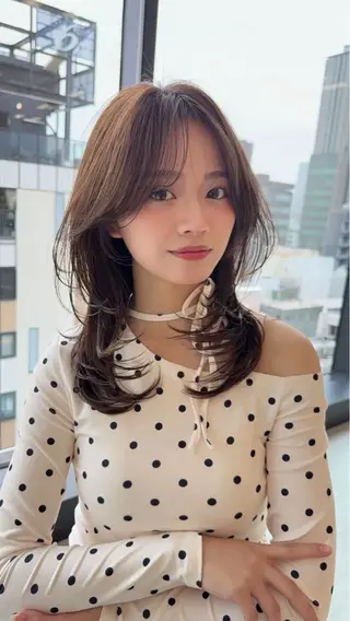 セミロング 透明感爆モテカラー Hitoshiのヘアスタイル