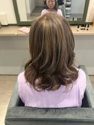 ロング カラー 宇良 祥子のヘアスタイル