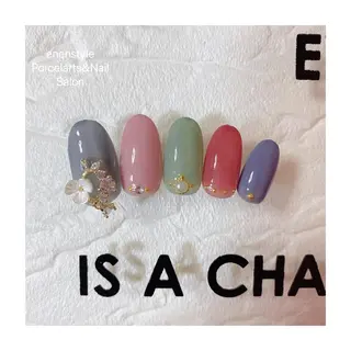ミディアム ネイル 🐾enen style 🐾のネイルデザイン