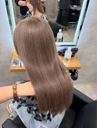 ロング カラー 淡色/ワンホンヘア 🤍MINORIのヘアスタイル