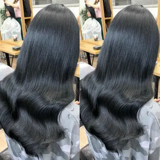 カラー 渡辺 鴻江のヘアスタイル