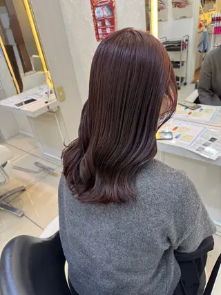 セミロング カラー たかはし ここあのヘアスタイル