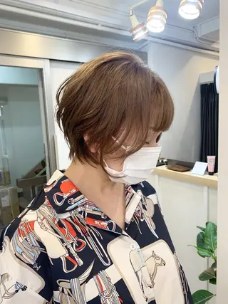 ショート レイヤー×縮毛矯正 深見 拓のヘアスタイル