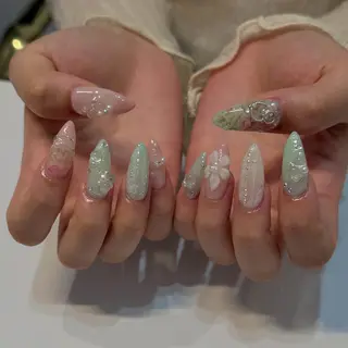 ネイル BONNIE MIKIのネイルデザイン