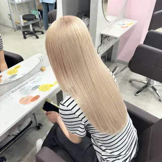 ロング カラー 小川 新大のヘアスタイル