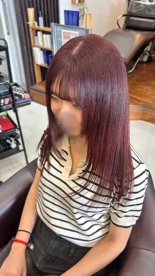 ロング カラー 保科 椎奈のヘアスタイル