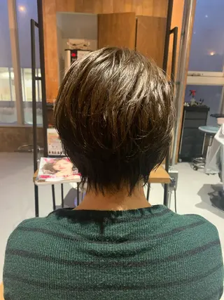ショート 福田 美波のヘアスタイル