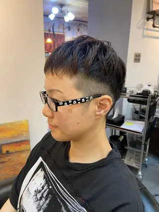 ショート ホシヤ ナオのヘアスタイル