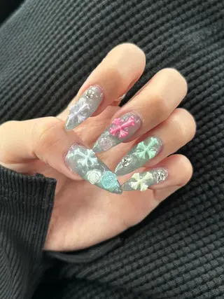 ネイル lvsum nailのネイルデザイン