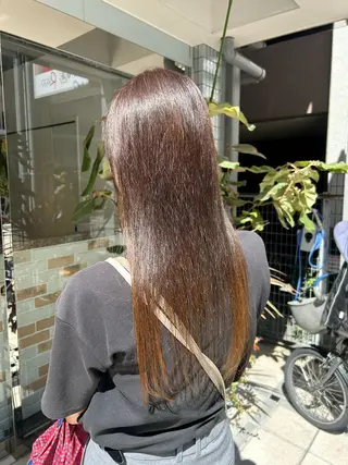 カラー 西村 優那のヘアスタイル
