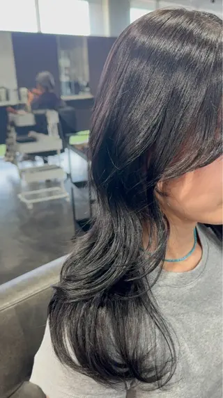 セミロング カラー 五味 亜有里のヘアスタイル