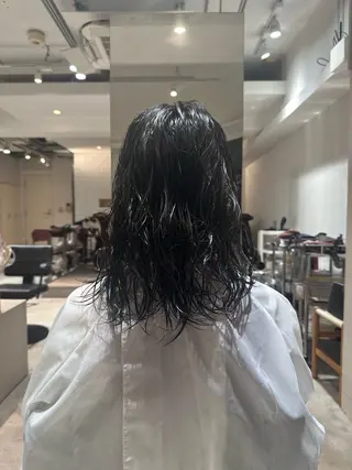 ミディアム ニュアンスカラー/ amikaのヘアスタイル