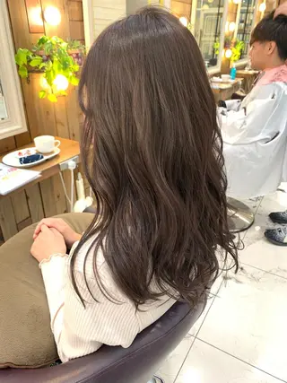 カラー 黒田瀬奈/ボブ まろやかベージュのヘアスタイル