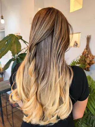 ロング カラー 🌸小掛🌸 豊橋外国人風カラーのヘアスタイル