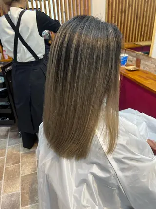 セミロング カラー ヘアカラー&縮毛矯正 STAR☆RIVERのヘアスタイル
