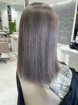 セミロング YOKOI SHINJIのヘアスタイル
