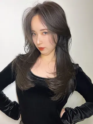 ロング 🇨🇳ワンホンヘア 下田鉄也のヘアスタイル