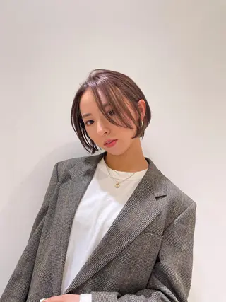 ショート ARMONY秋山輝也 コテ巻き風パーマ特化のヘアスタイル