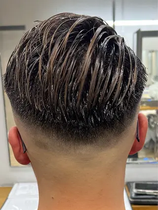 ショート メンズ メンズカット✂️ スキンフェード伊藤陸のヘアスタイル