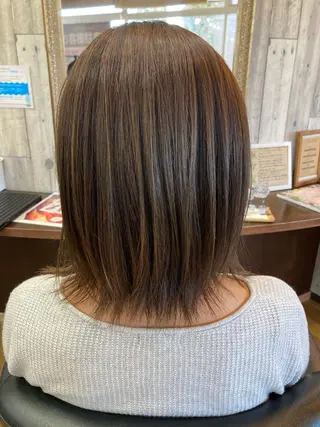 ミディアム 中山 ルミ子のヘアスタイル