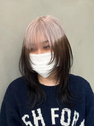 ロング イツク ⚡️ ルーツ/ハイトーンのヘアスタイル