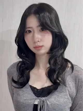 ミディアム 石川 花奈のヘアスタイル