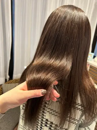 カラー ナチュラルレイヤー ｜艶髪｜AYAKOのヘアスタイル