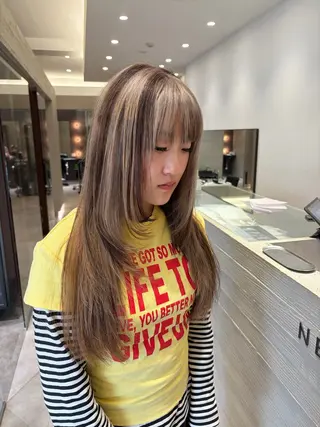 ロング サキ🤍透明感カラー /レイヤーカットのヘアスタイル