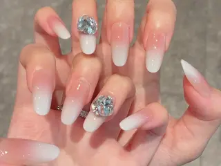 ネイル Luna ✨のネイルデザイン