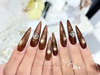 ネイル ✨Nailsalon Vi+✨のネイルデザイン