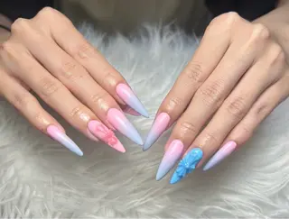 ネイル T.Lee Nail Lilyのネイルデザイン