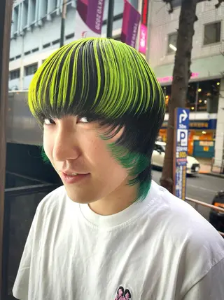 ショート カラー メンズ 狩野 孝太郎のヘアスタイル