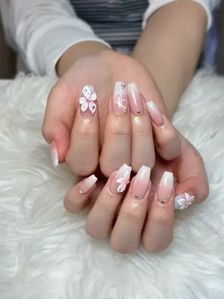 ネイル Julli NailStudioのネイルデザイン