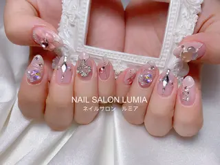 ネイル ネイルサロン ルミア Lumia 店長施術のネイルデザイン