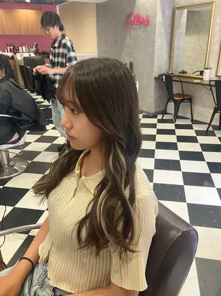 ロング yuumi 👱🏻♀️のヘアスタイル