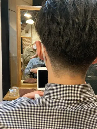 メンズ ✨色持ちの良い艶 カラー✨蟹江真世のヘアスタイル