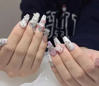 ネイル Luna Nailsのネイルデザイン