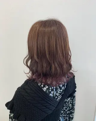 ミディアム カラー 長山 茉白のヘアスタイル