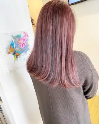 ミディアム カラー grand juteのヘアスタイル